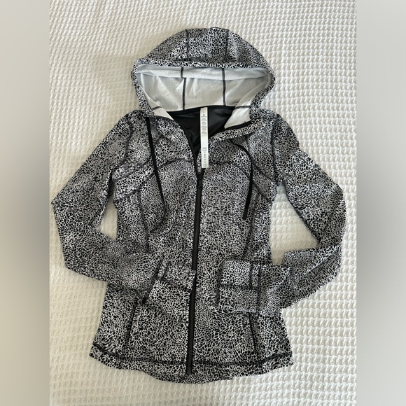 Lululemon Nulu Leggings/4 - Picture 7 of 7